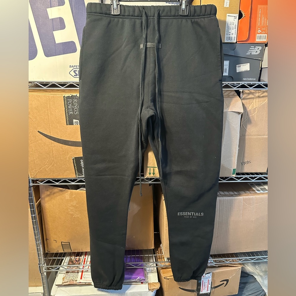 S22 Fear of God Black Sweatpants with Tapered Fit